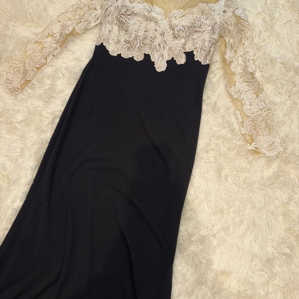 NEW Tadashi Shoji Black Ivory Floral Lace Bodice Long Sleeve Gown Sz 14 - Picture 9 of 12